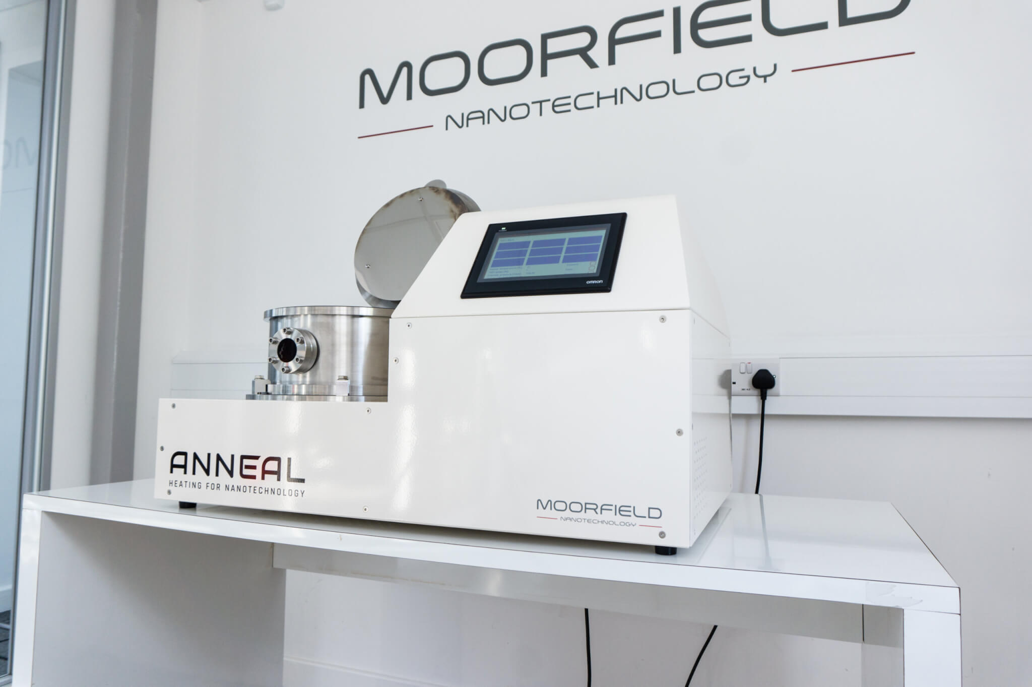 nanoANNEAL benchtop vacuum annealing system
